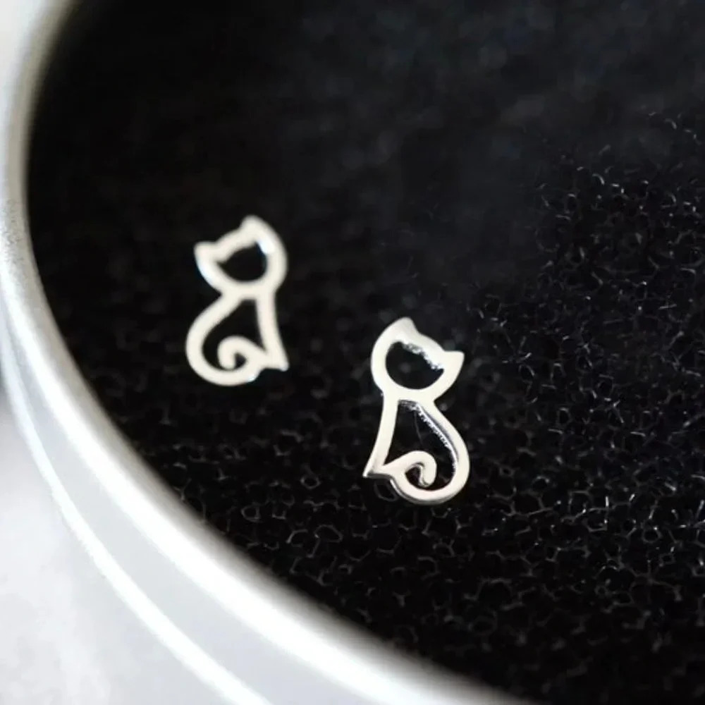NEW 925 Sterling Silver Dainty Cat Earrings Tiny Cat Stud Earrings